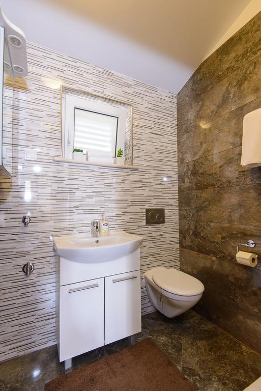 Violeta 2 With Parking Apartment *